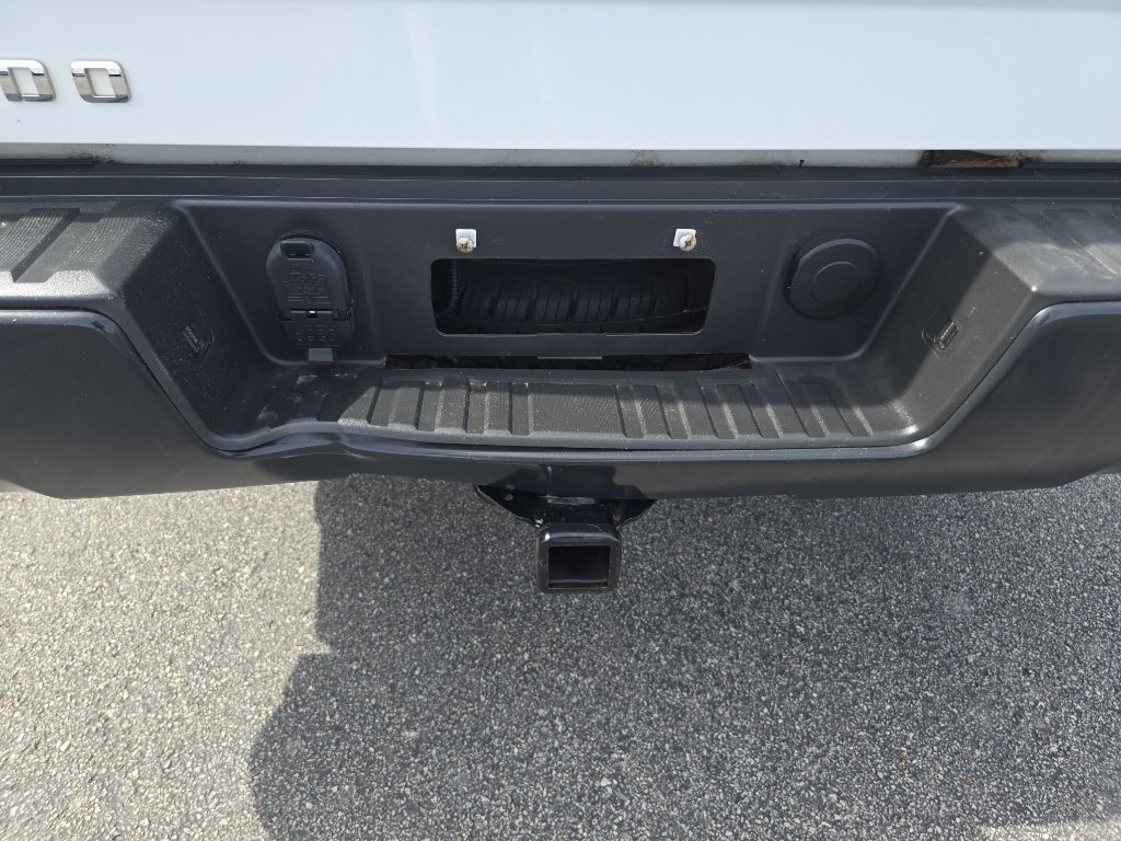 Used 2018 Chevrolet Silverado 1500 W/T w/ WT Convenience Package RWD image 8