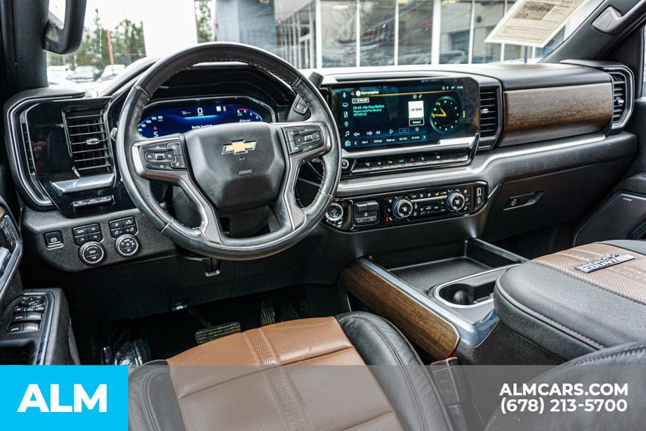 Used 2025 Chevrolet Silverado 3500 High Country w/ Technology Package image 28
