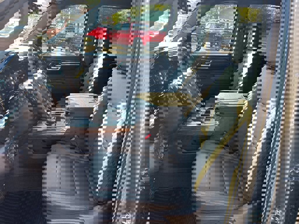 New 2026 Chevrolet Silverado 1500 LT w/ Leather Package image 9