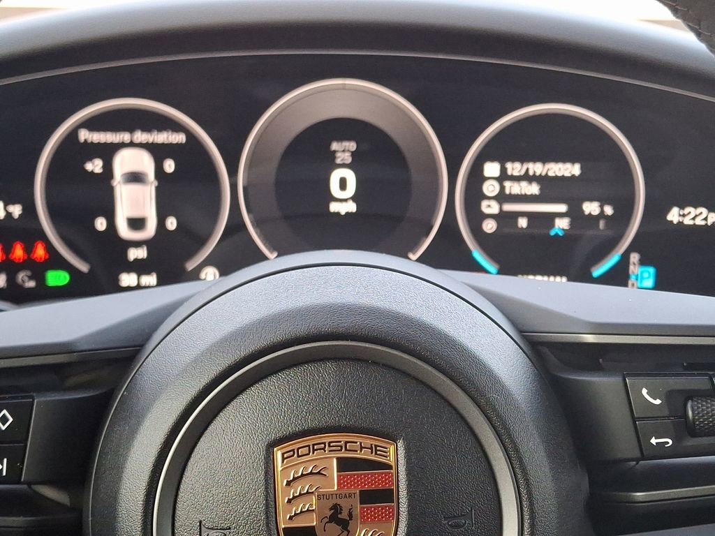 Certified 2025 Porsche Taycan image 18