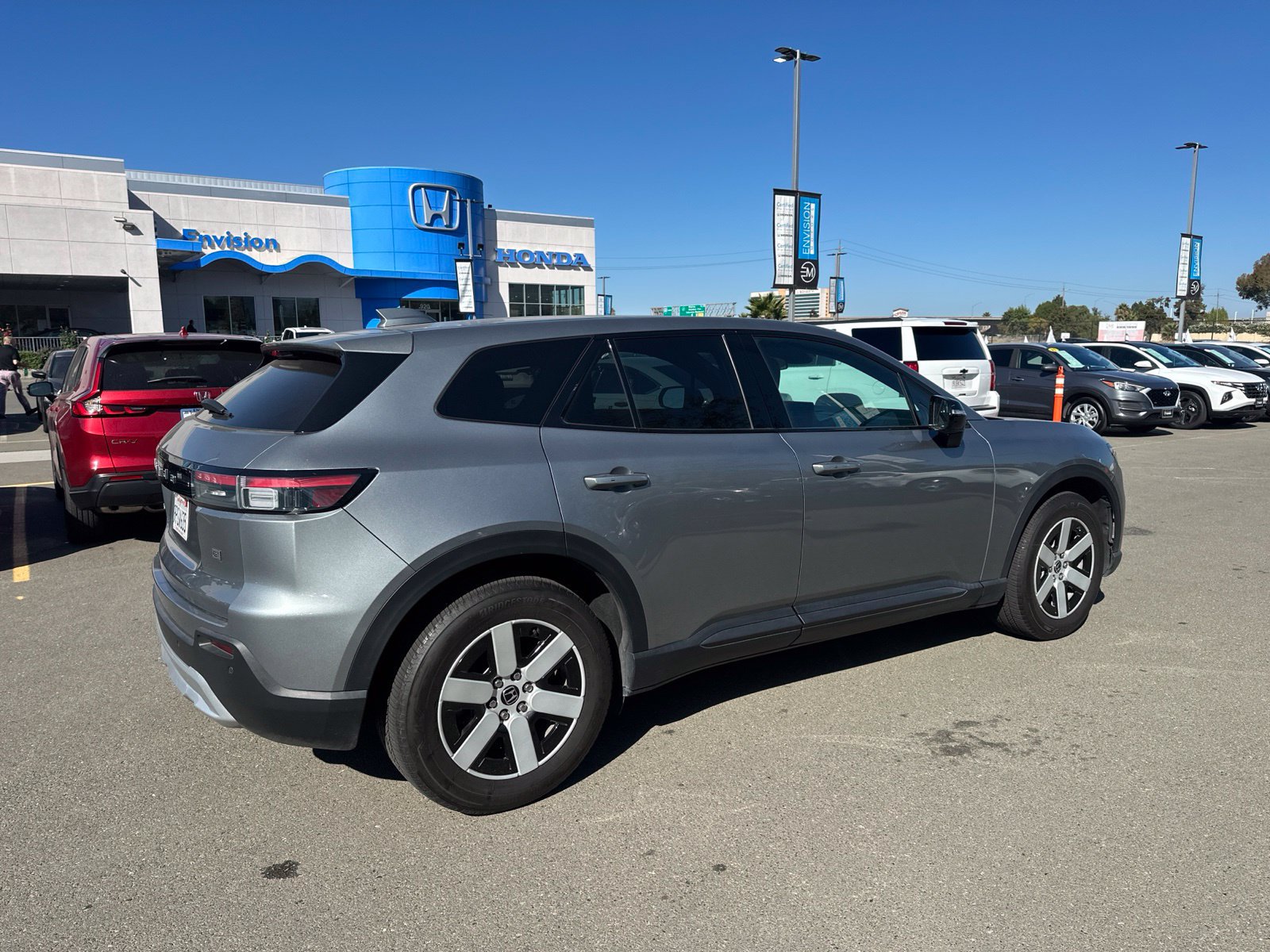 Used 2024 Honda Prologue EX image 3