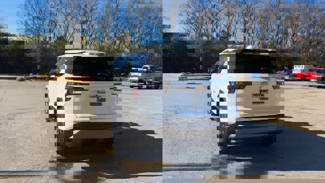 New 2026 Chevrolet Equinox LT image 7