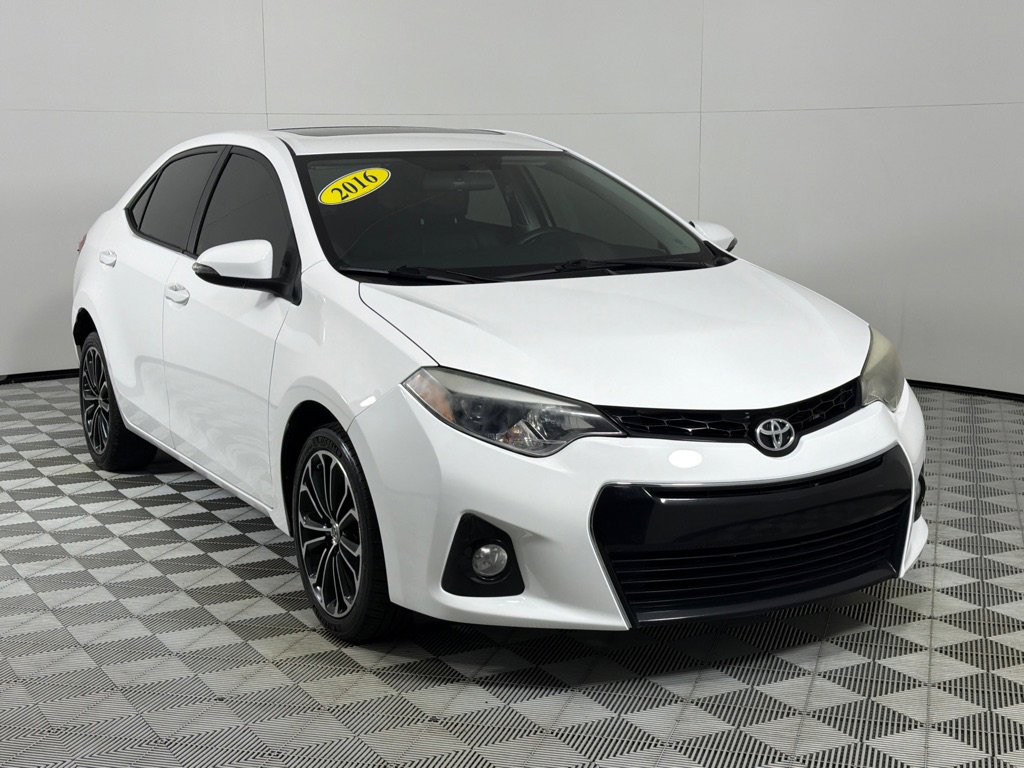 Used 2016 Toyota Corolla S Premium FWD image 3