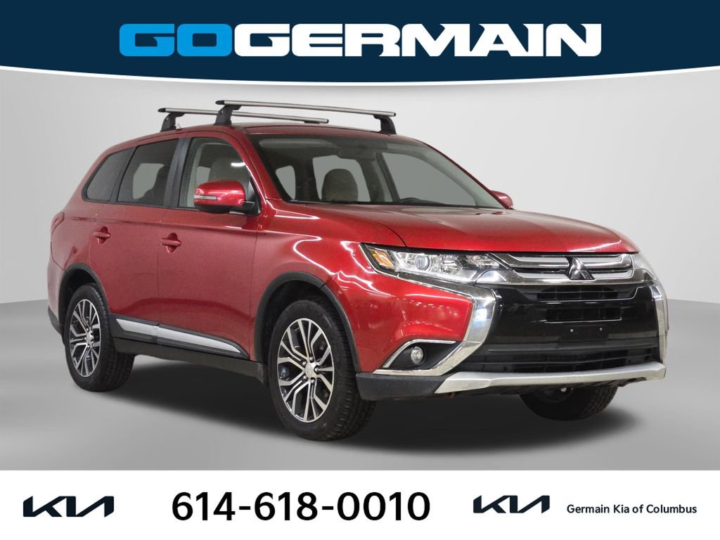 Used 2016 Mitsubishi Outlander SE image 5