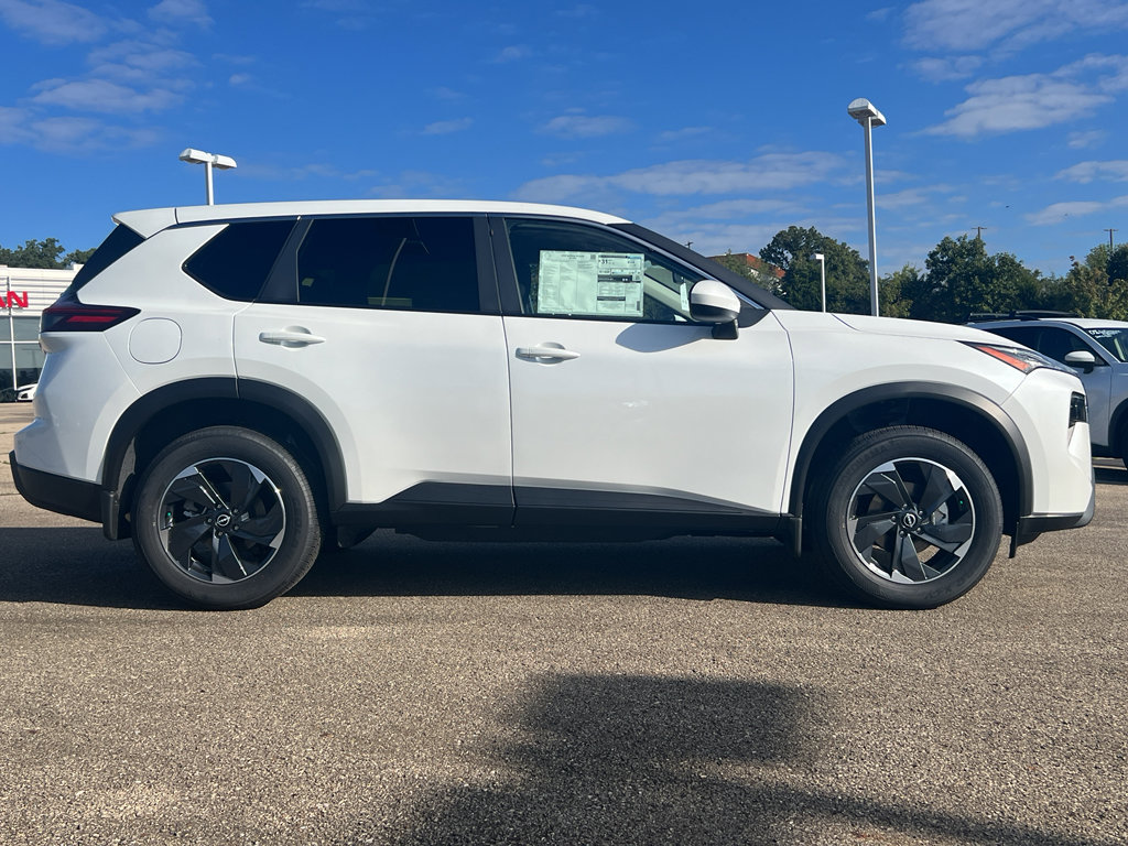 New 2026 Nissan Rogue SV image 4