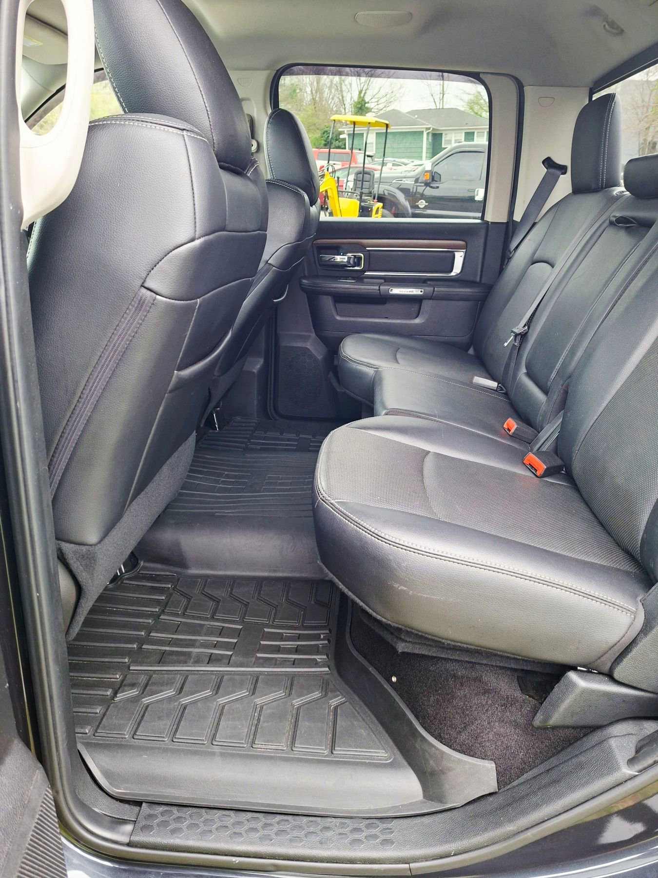 Used 2017 RAM 3500 Laramie w/ Snow Chief Group image 12