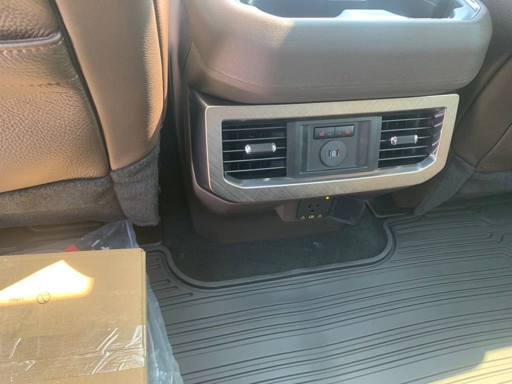 New 2026 Ford F250 King Ranch w/ Chrome Package image 25