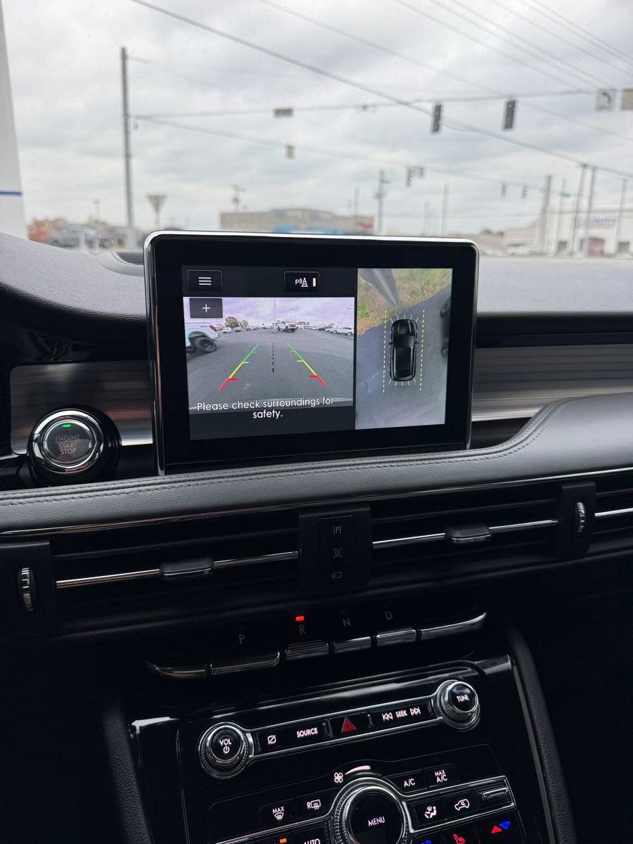 Used 2022 Lincoln Corsair Reserve w/ Equipment Group 201A image 19