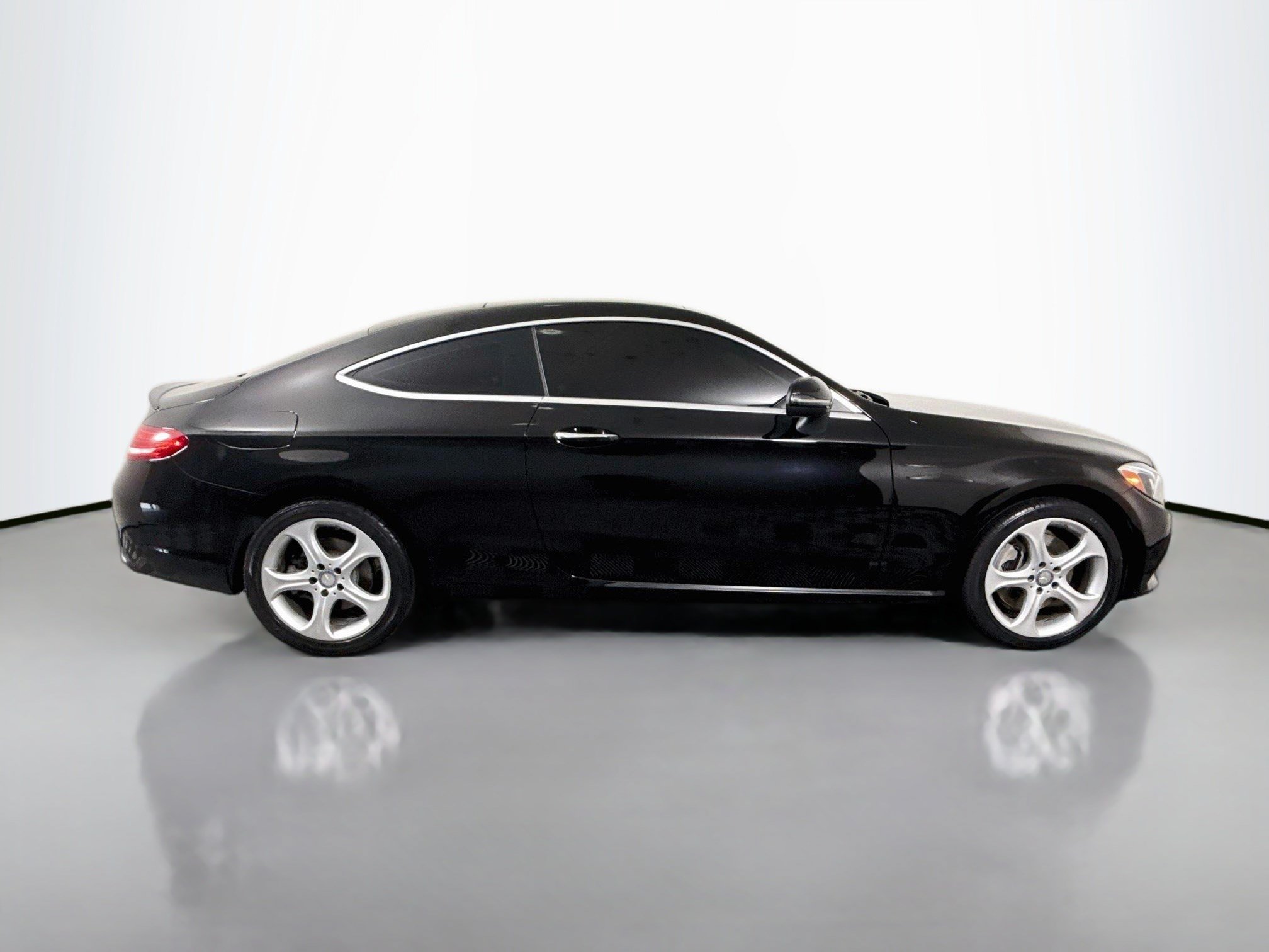 Used 2017 Mercedes-Benz C 300 Coupe image 11