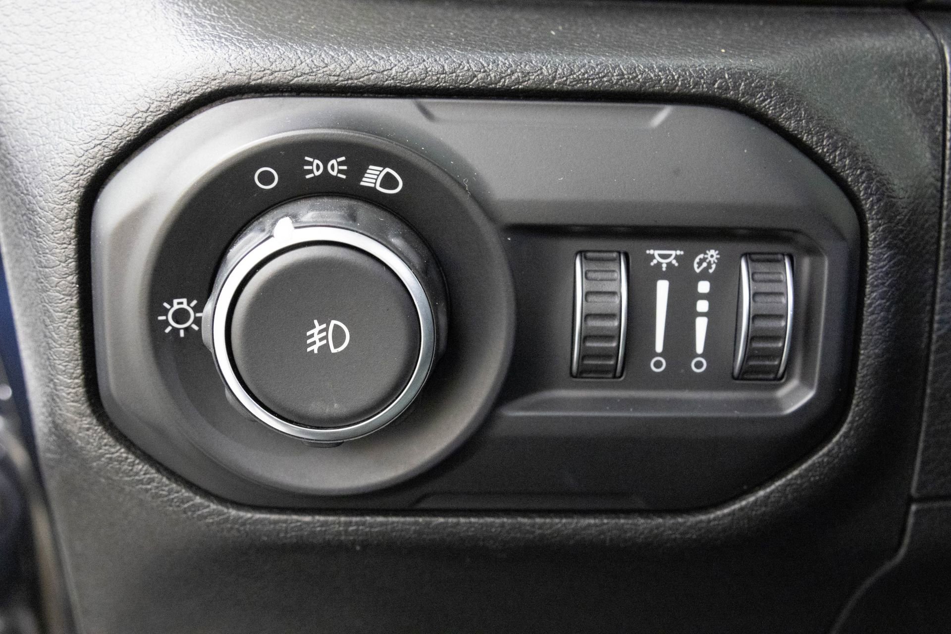 Used 2021 Jeep Wrangler Unlimited Willys image 21