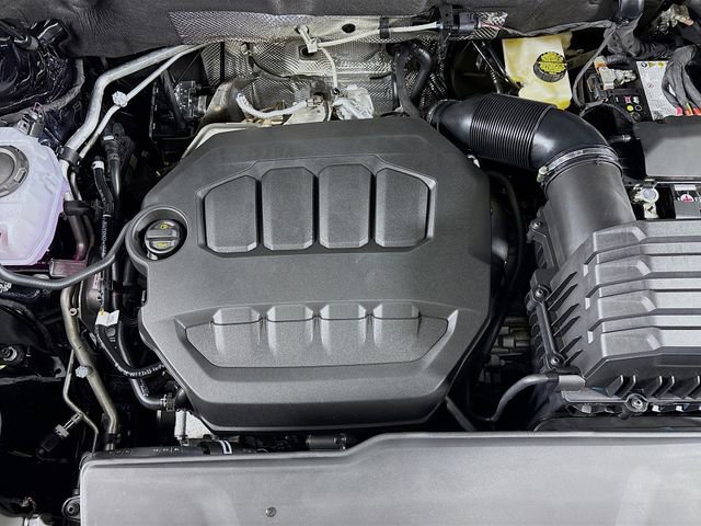 New 2026 Volkswagen Atlas Cross Sport SEL R-Line image 32