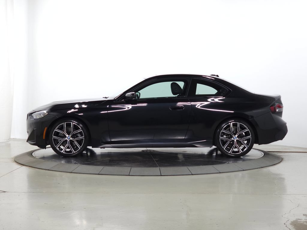 Used 2023 BMW 230i Coupe w/ Premium Package RWD image 5