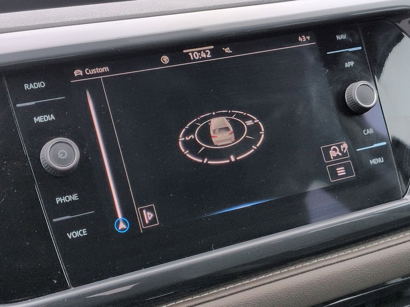 Used 2022 Volkswagen Taos SEL image 24