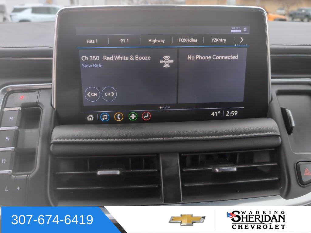 Used 2021 Chevrolet Suburban LT w/ Luxury Package image 11