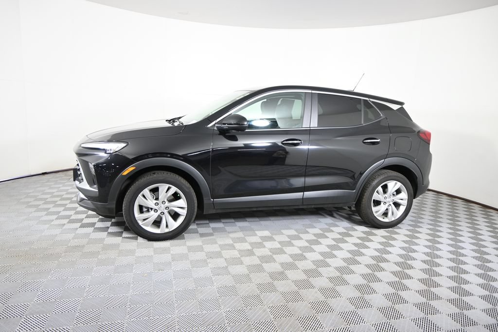 Used 2025 Buick Encore GX Preferred FWD image 2