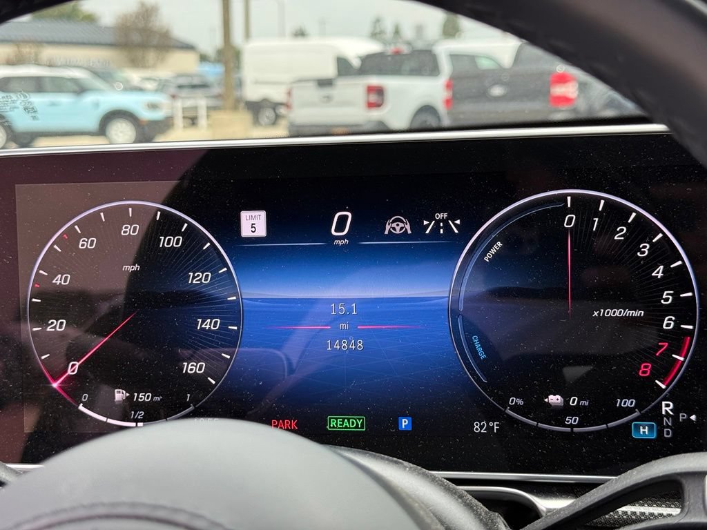 Used 2025 Mercedes-Benz S 580e 4MATIC Sedan image 15