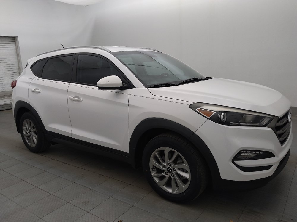 Used 2016 Hyundai Tucson SE w/ Option Group 02 FWD image 11
