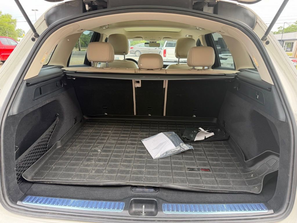 Used 2021 Mercedes-Benz GLC 300 image 7