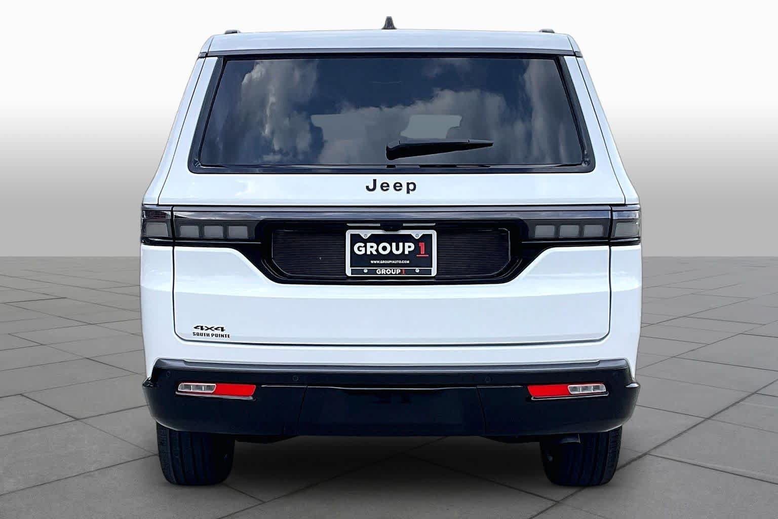 New 2026 Jeep Grand Wagoneer L Limited AWD/4WD image 4