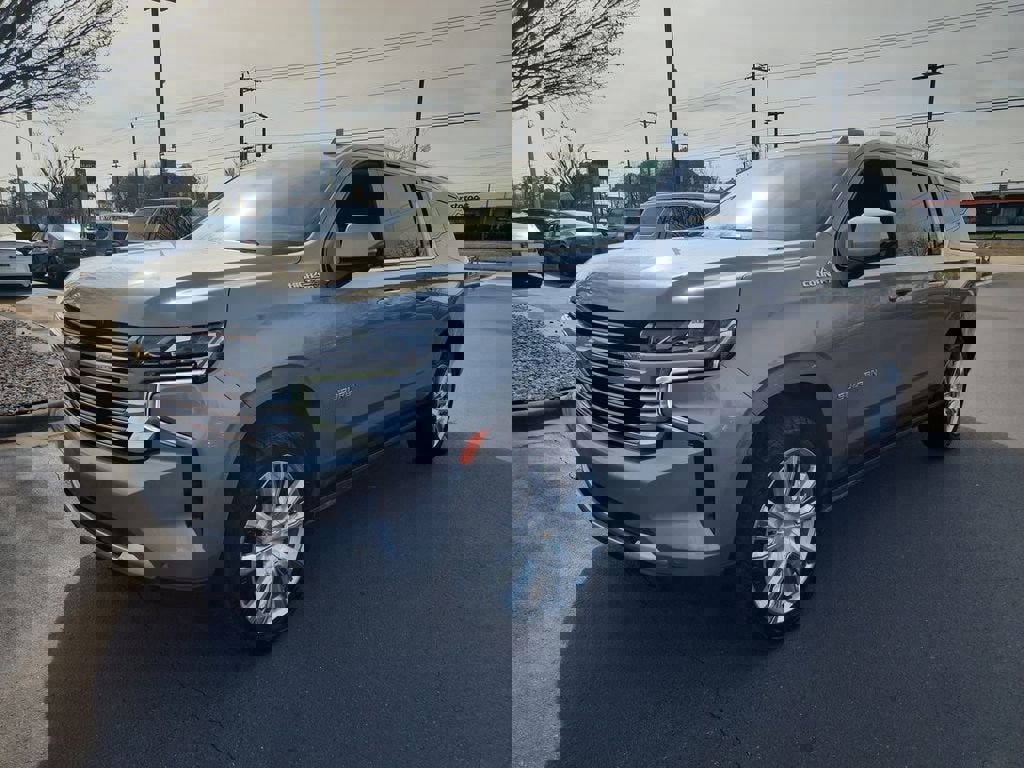 Certified 2023 Chevrolet Suburban High Country image 4