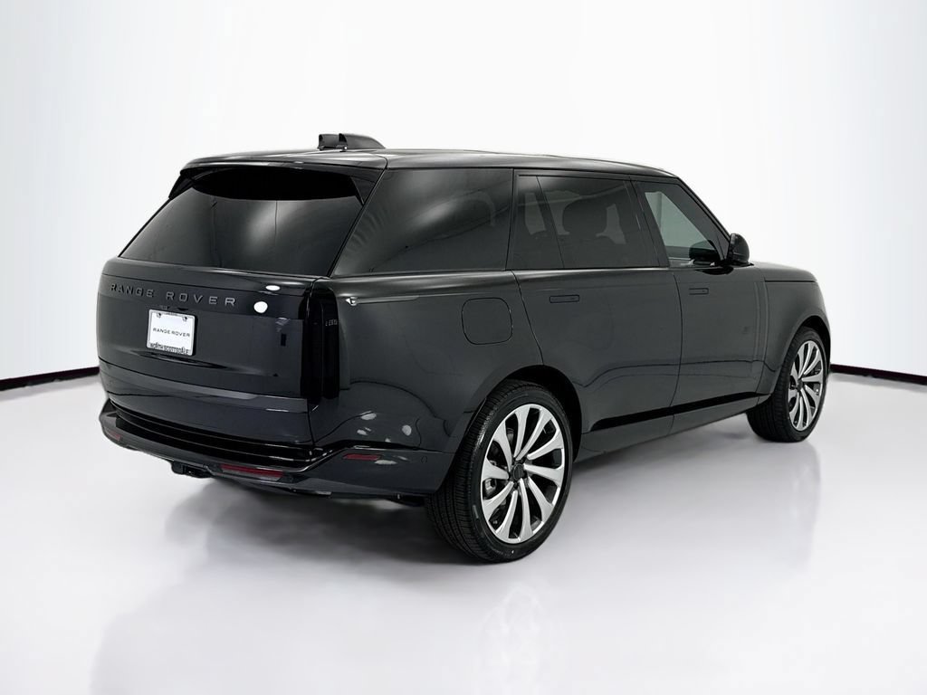New 2026 Land Rover Range Rover Long Wheelbase SE AWD/4WD image 5