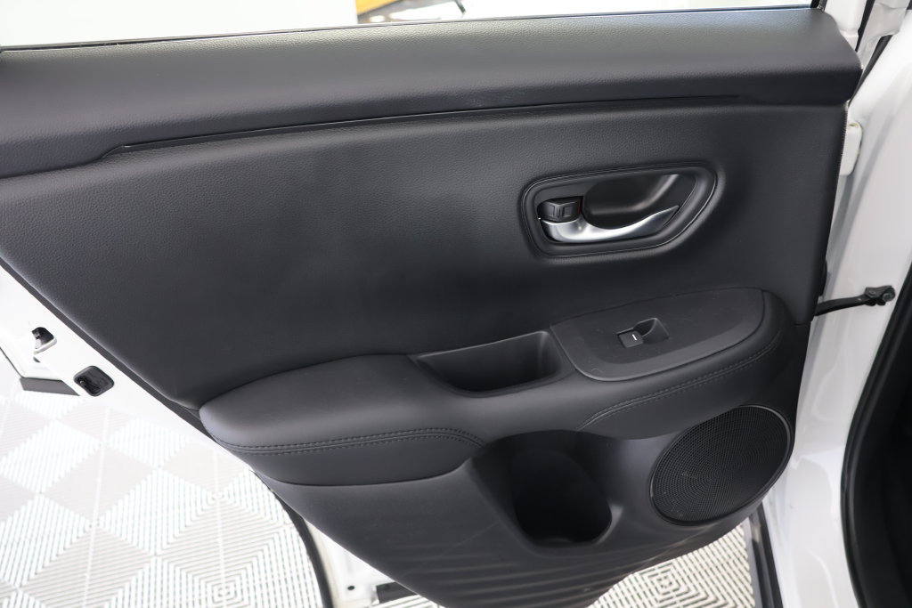 Certified 2026 Honda HR-V LX image 24