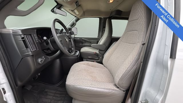 Used 2024 Chevrolet Express 3500 LT w/ LT Preferred Equipment Group RWD image 16