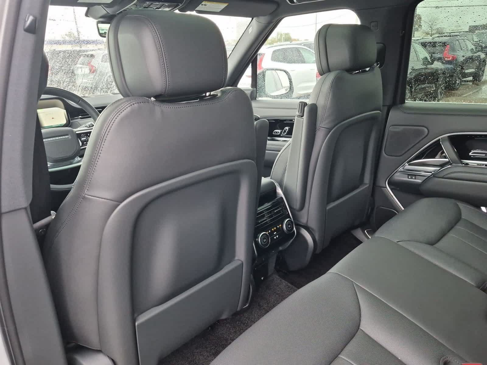 New 2027 Land Rover Range Rover SE AWD/4WD image 18