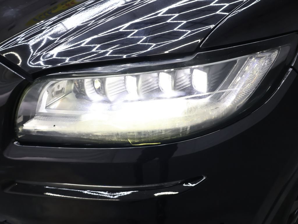 Used 2020 Lincoln Nautilus Black Label w/ Cargo Utility Package image 24