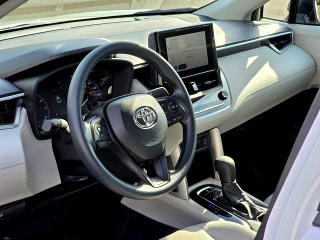 Used 2023 Toyota Corolla Cross L AWD/4WD image 11