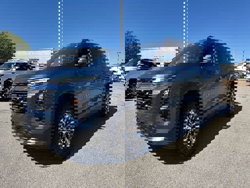 Used 2025 Chevrolet Equinox LT w/ Convenience Package II FWD video 2