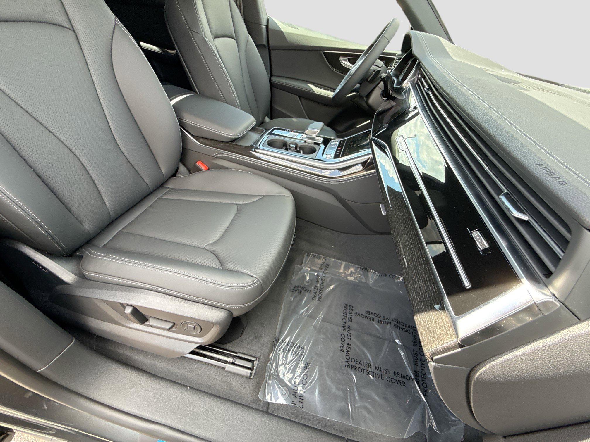 New 2026 Audi Q8 Premium Plus AWD/4WD image 16