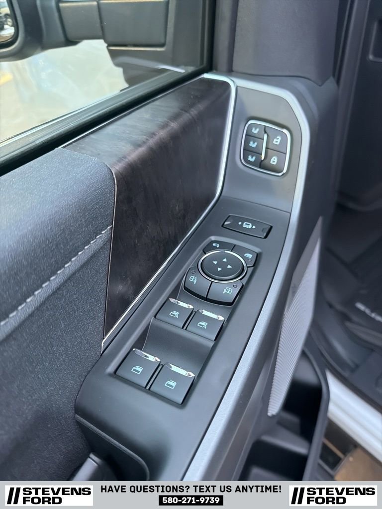 New 2026 Ford F250 Lariat w/ Lariat Ultimate Package image 29
