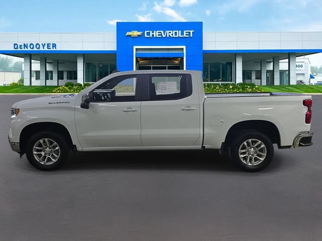 Used 2023 Chevrolet Silverado 1500 LT w/ Safety Package AWD/4WD image 12