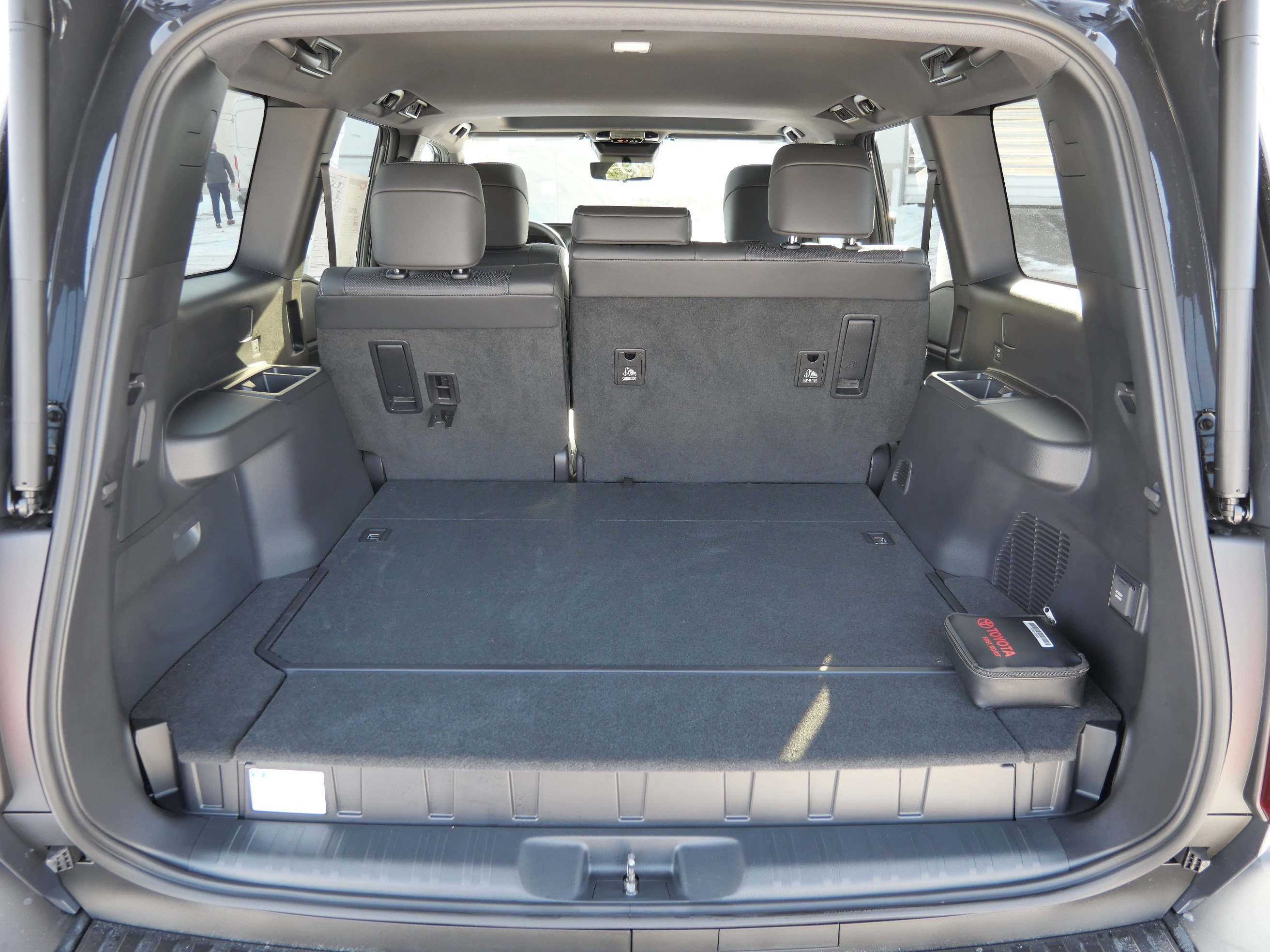 Used 2026 Toyota Land Cruiser image 18