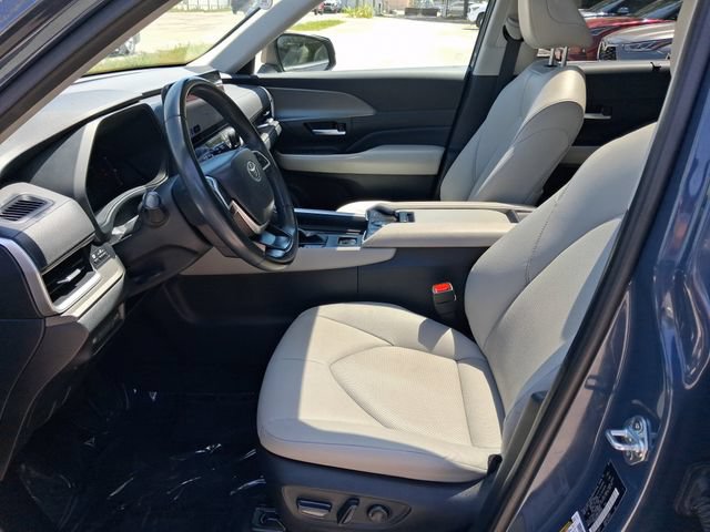 Used 2024 Toyota Grand Highlander FWD image 12