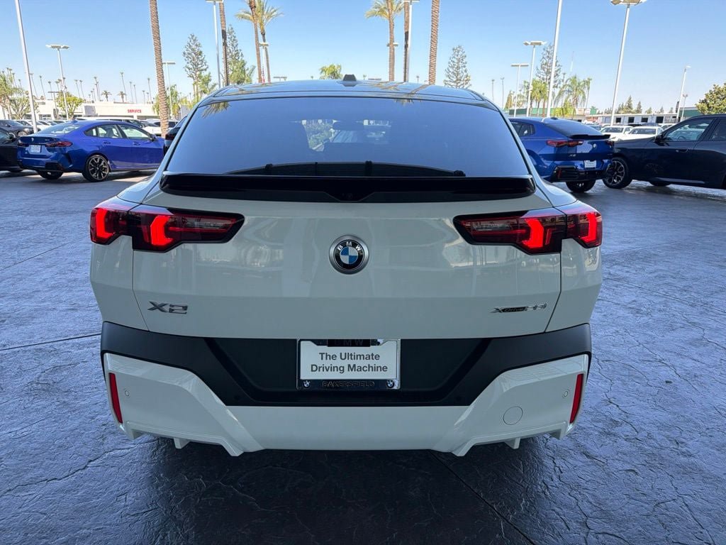 New 2026 BMW X2 xDrive28i w/ Convenience Package AWD/4WD image 4
