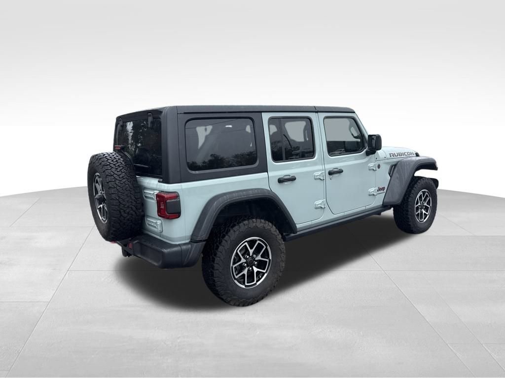 Used 2024 Jeep Wrangler Unlimited Rubicon w/ Technology Group image 6