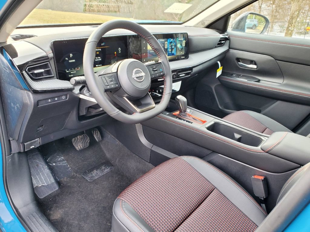 New 2026 Nissan Kicks SR w/ SR Premium Package FWD image 19