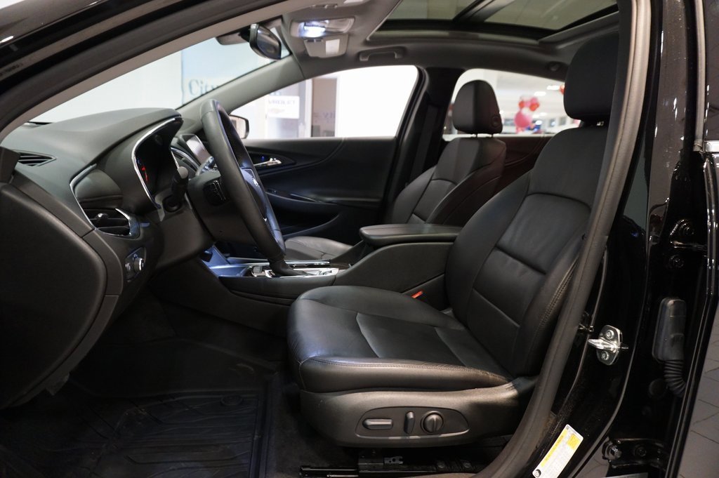 Certified 2023 Chevrolet Malibu LT w/ Midnight Edition image 10