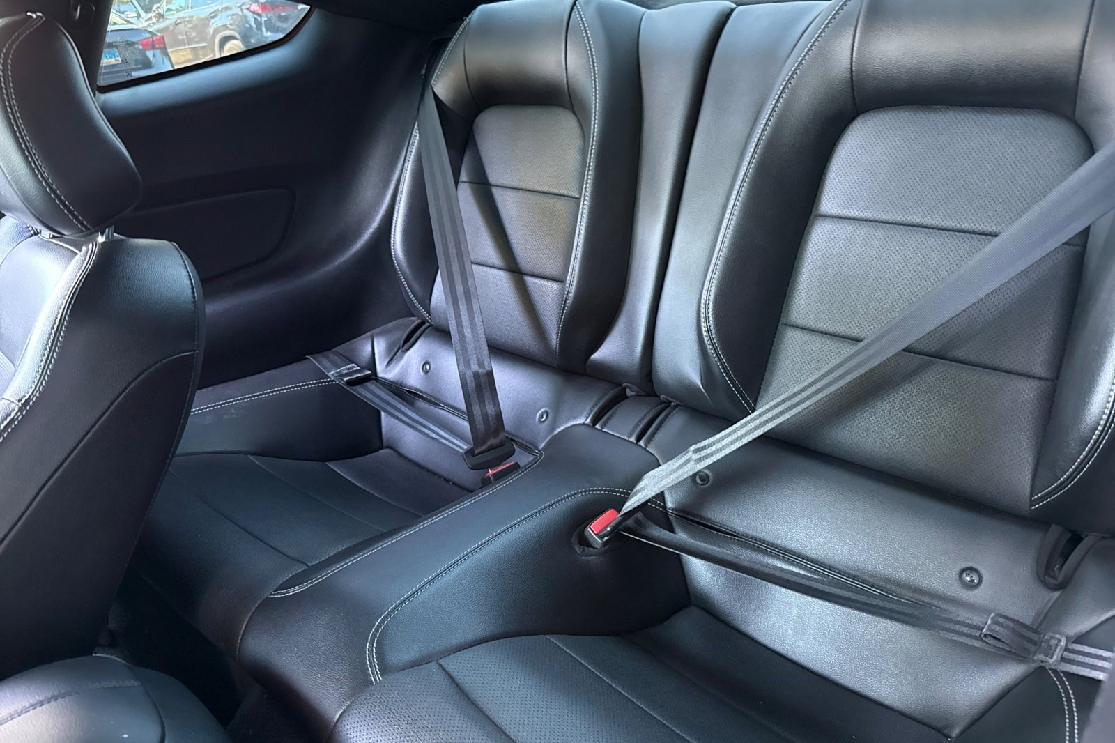 Used 2022 Ford Mustang GT Premium image 15