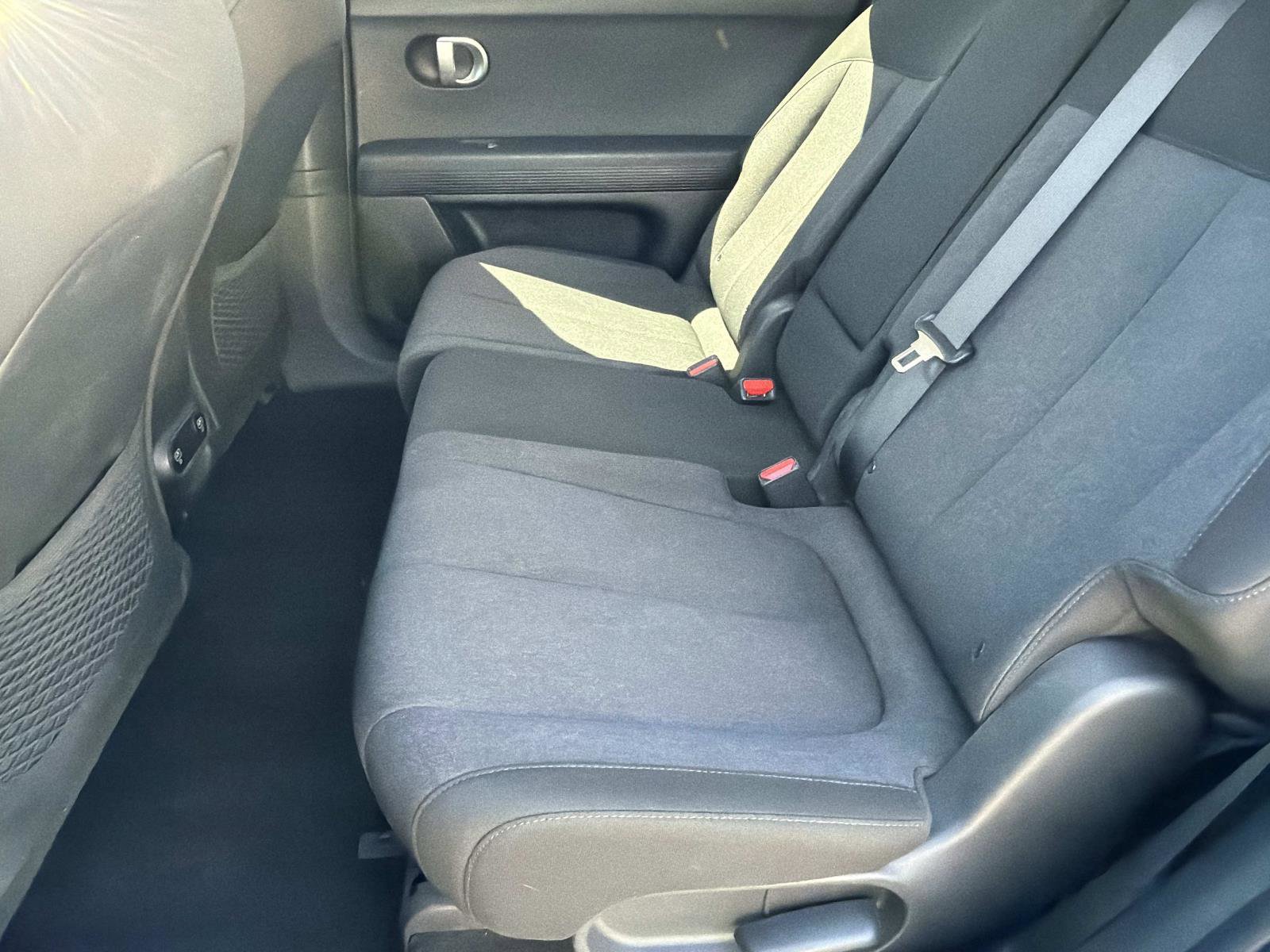 Used 2022 Hyundai Ioniq 5 SE image 21