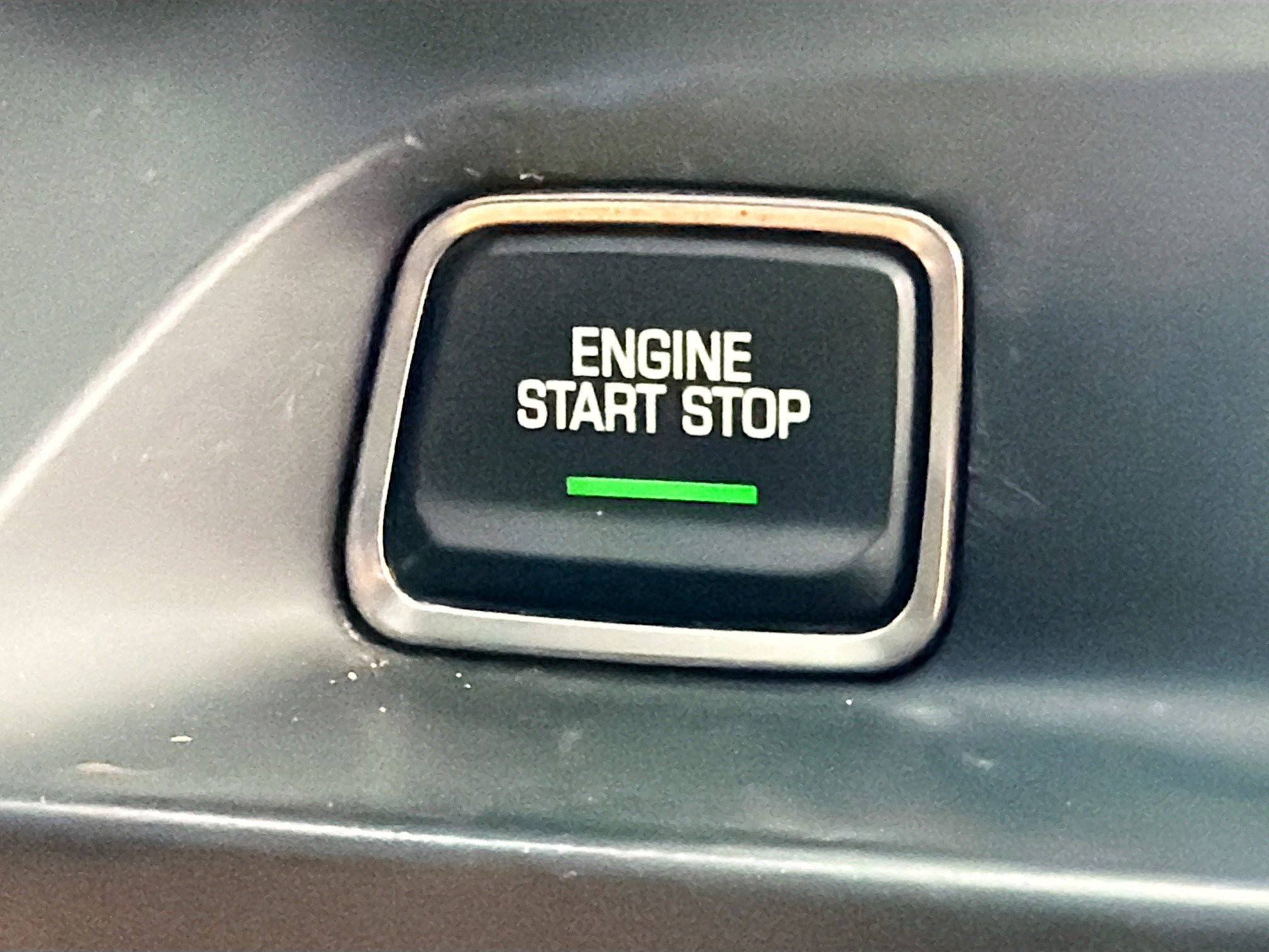 Used 2020 Chevrolet Camaro LT image 29