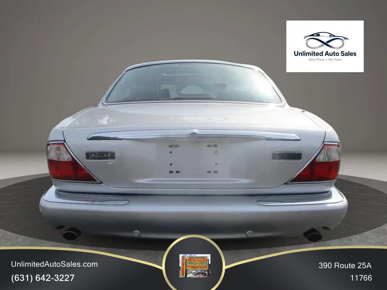 Used 2001 Jaguar XJ8 RWD image 3