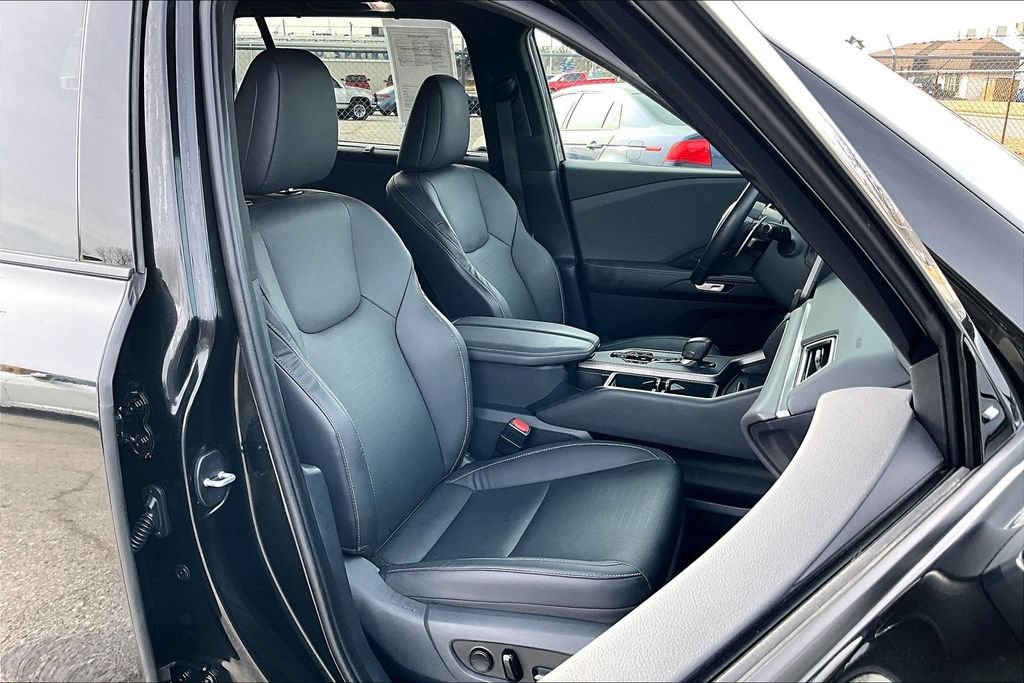 Used 2024 Lexus TX 350 AWD image 9