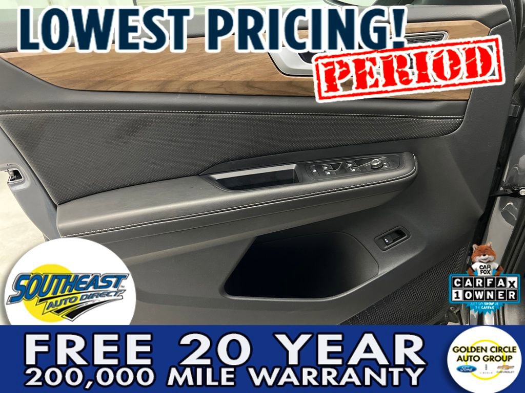 Used 2025 Volkswagen Atlas SE image 11