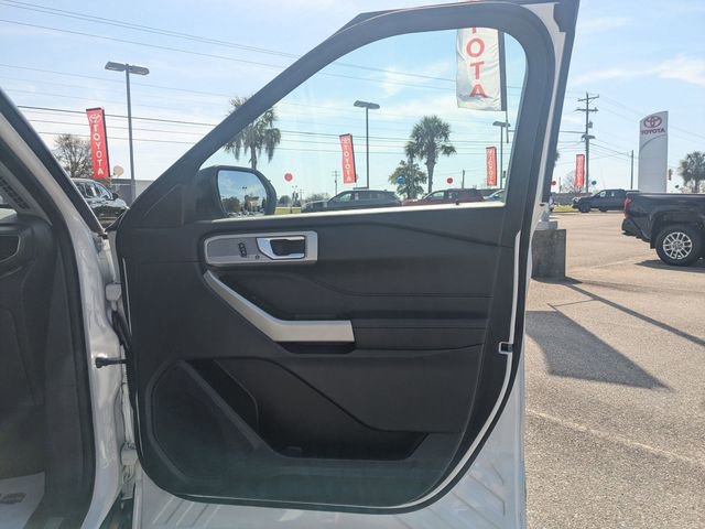 Used 2023 Ford Explorer Limited image 33