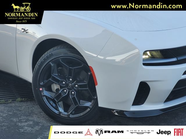 New 2026 Dodge Charger R/T w/ Blacktop Package AWD/4WD image 3