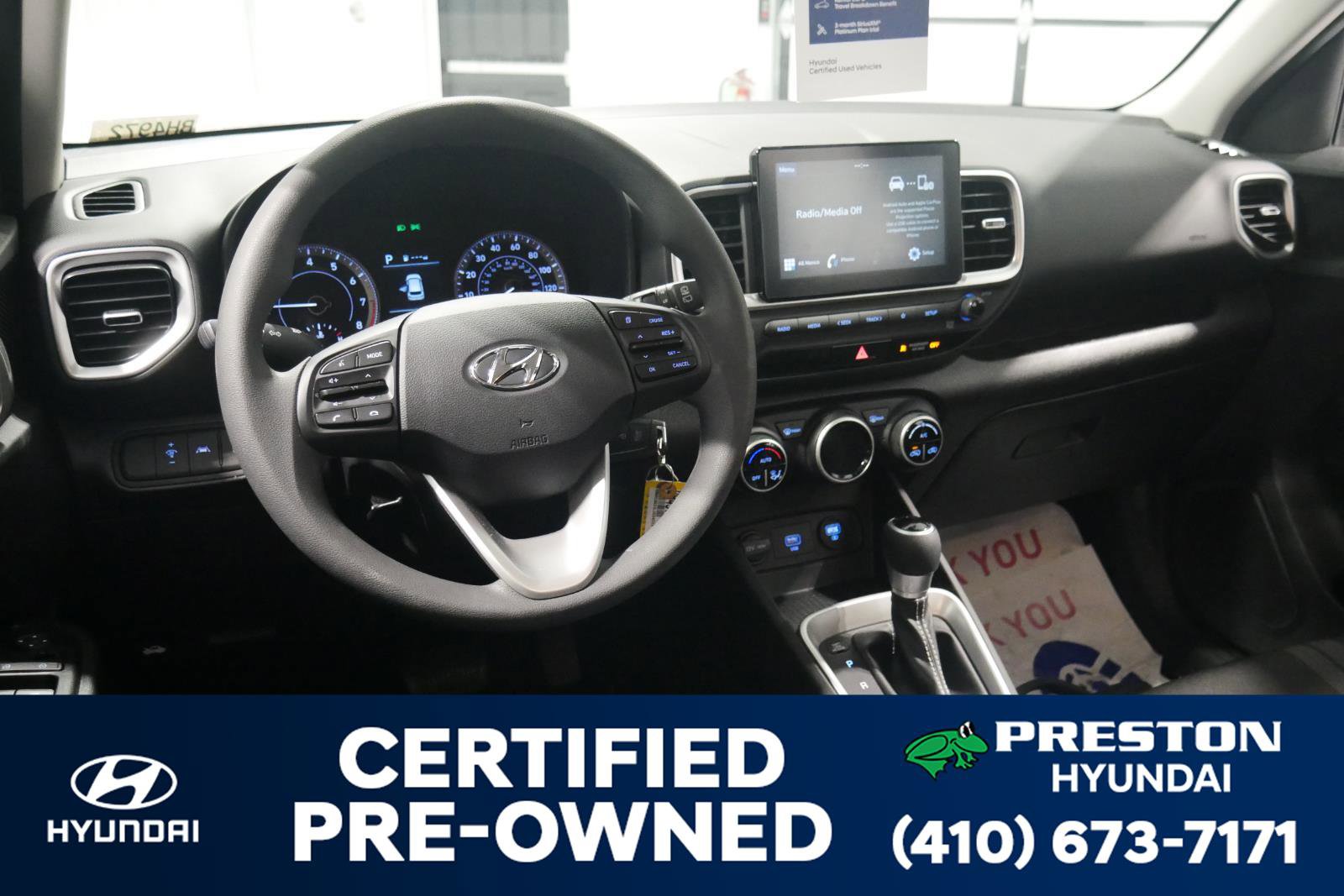 Used 2020 Hyundai Venue SEL image 13