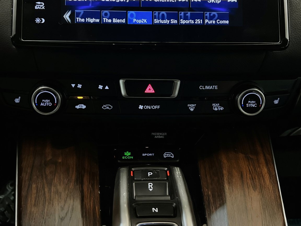 Used 2018 Honda Clarity Touring image 12